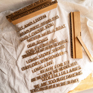 Schallplattenhalter Eichenholz mit Personalisierung